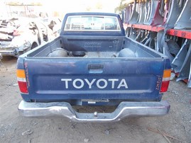 1989 TOYOTA PICK UP STANDARD CAB BLUE 2.4 AT 2WD Z19804